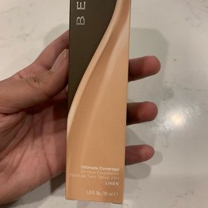 Becca 24 hr. foundation.
